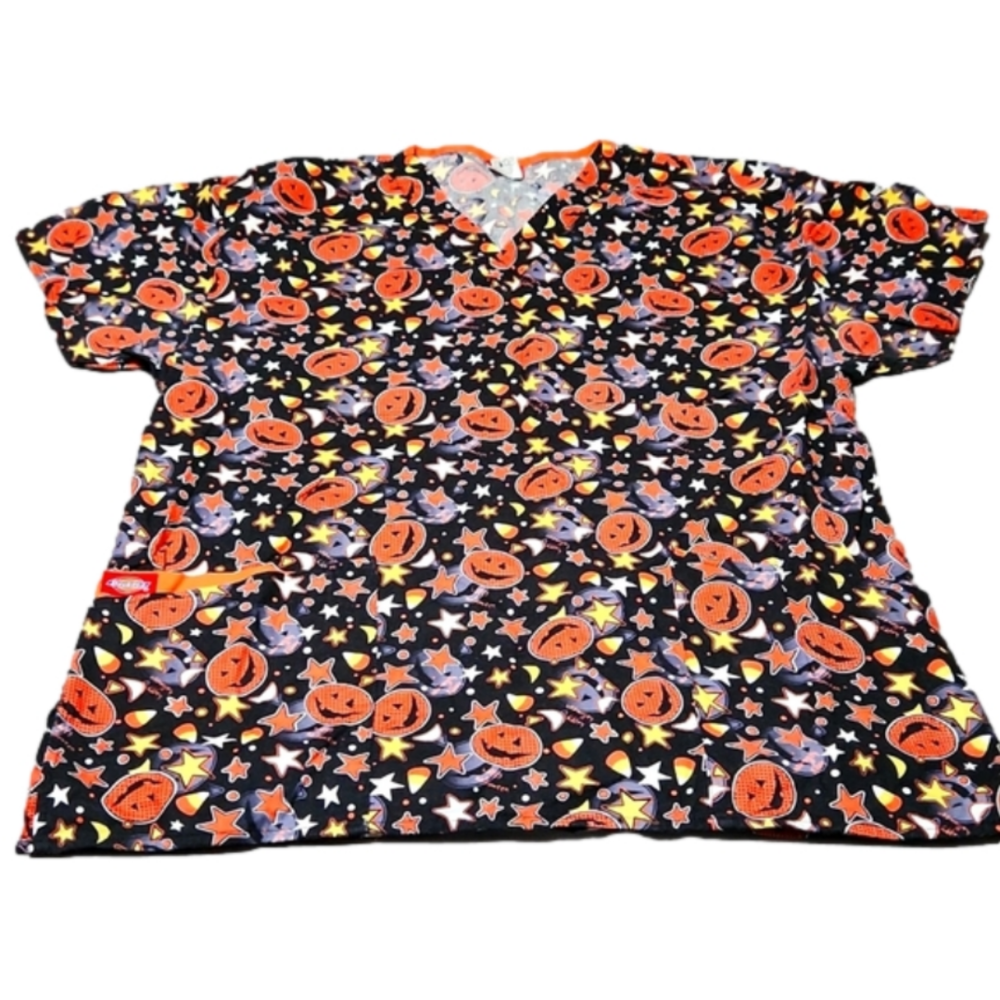 ♡Dickies Halloween Scrub Top Medium